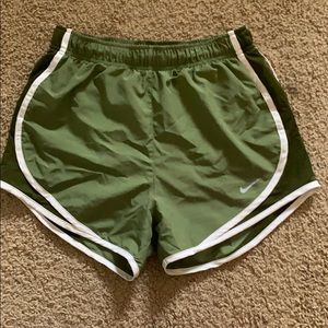 women’s nike athletic shorts